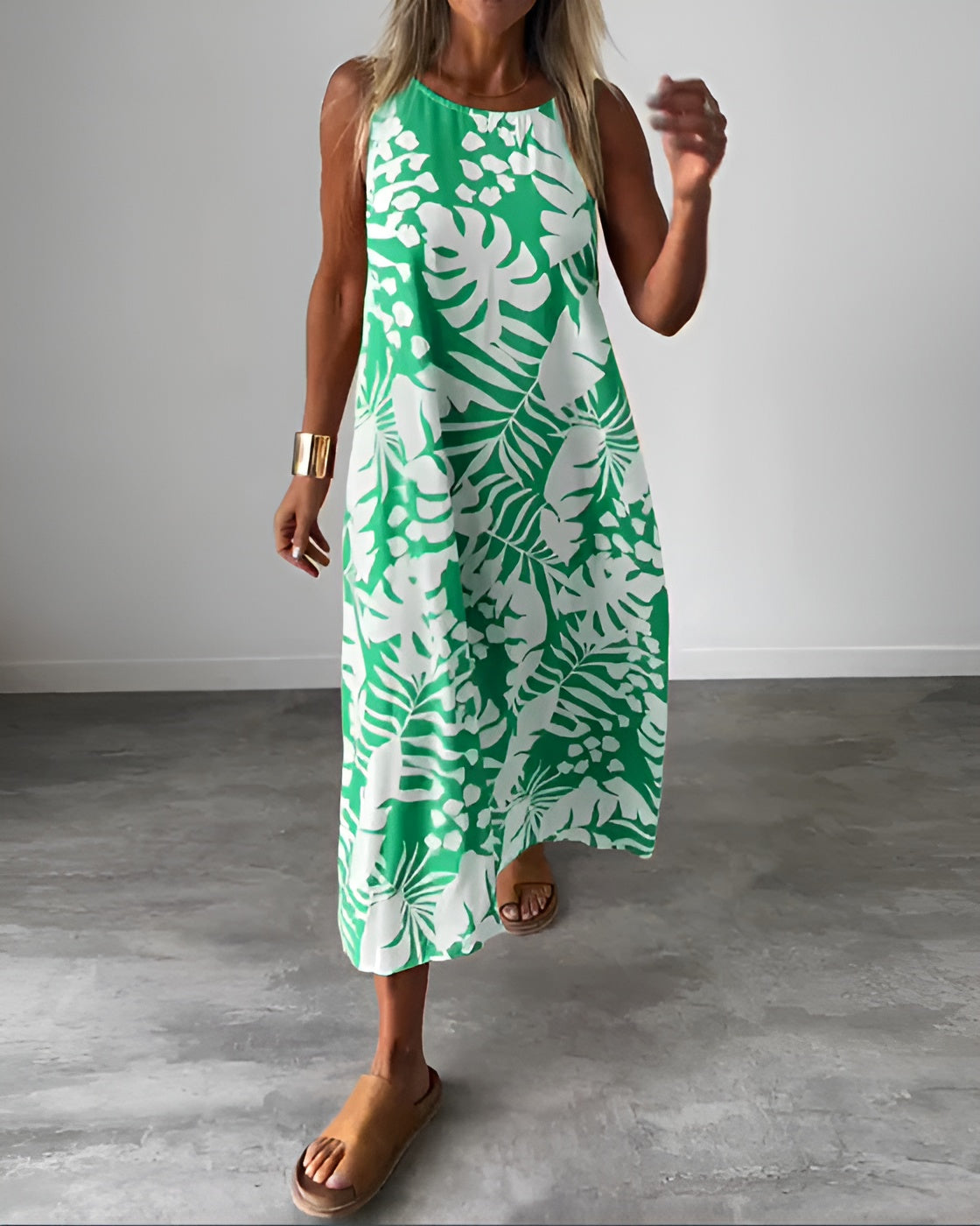 Liora – Summer Dress with Tropical Print