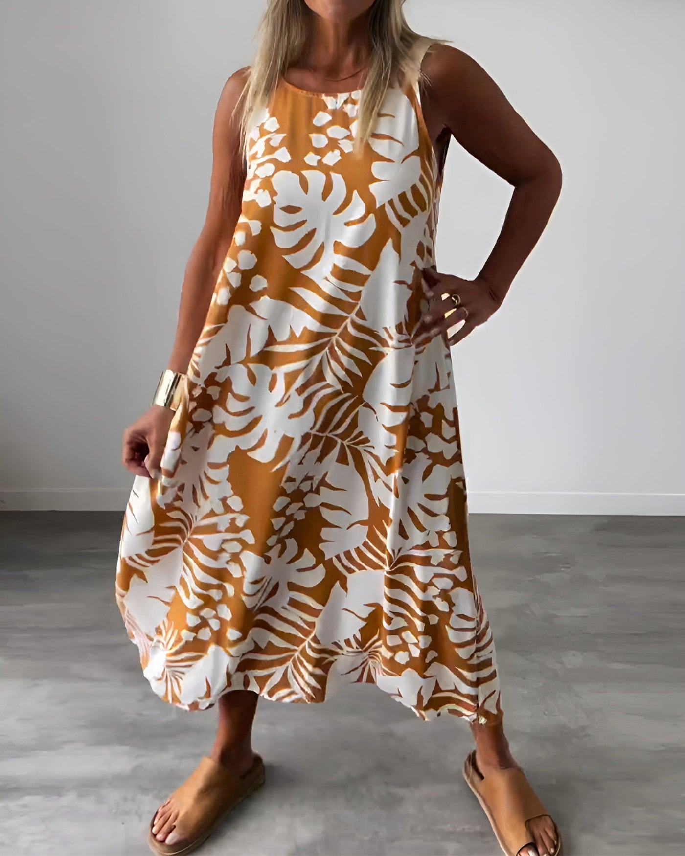 Liora – Summer Dress with Tropical Print