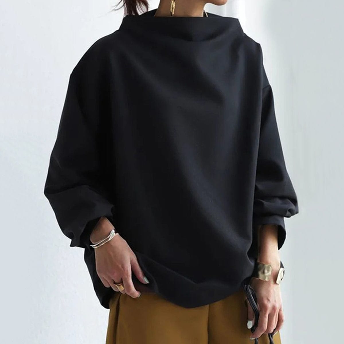 Elidi | Casual top with high neck