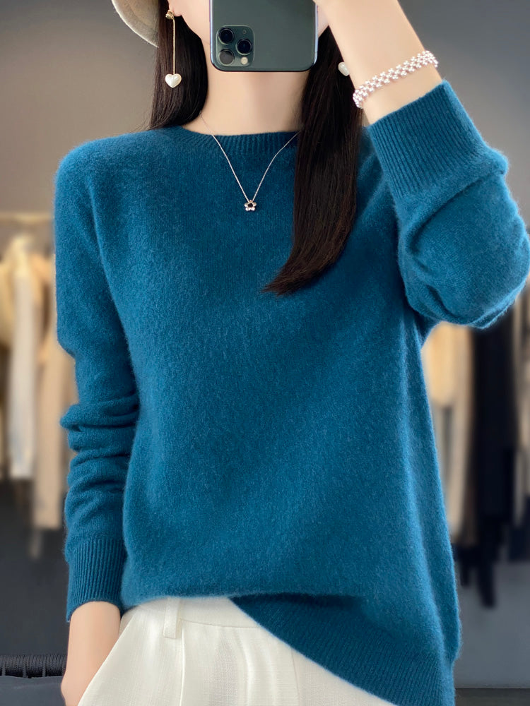 Anette | Warm Jumper for Cold Days