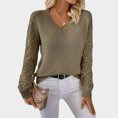Erina | Knitted Jumper with V-Neck