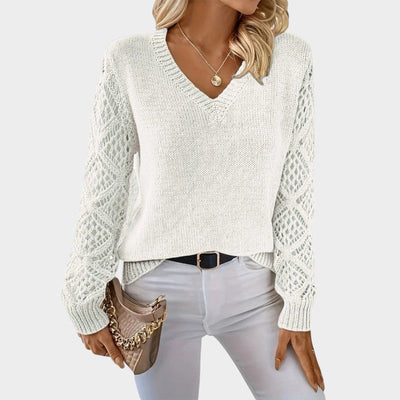 Erina | Knitted Jumper with V-Neck