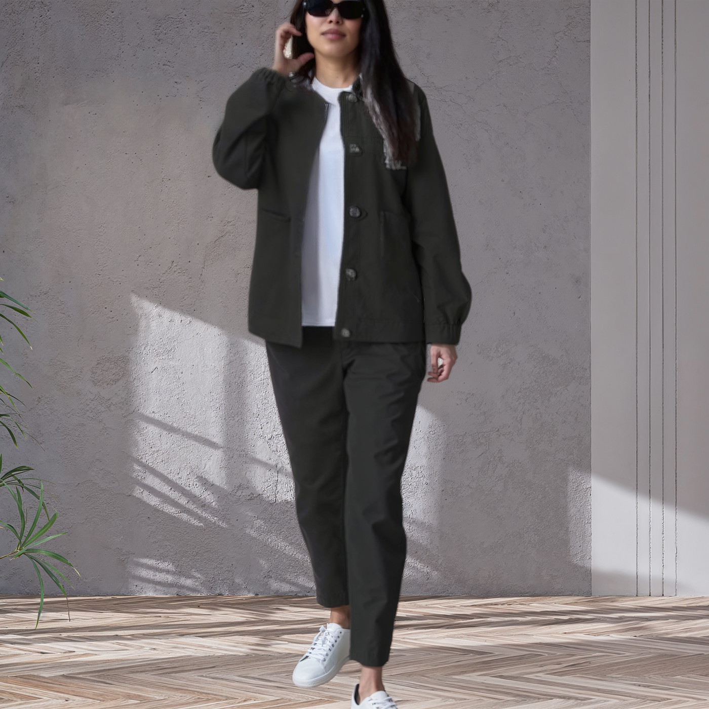 Cassy | Casual two-piece button suit